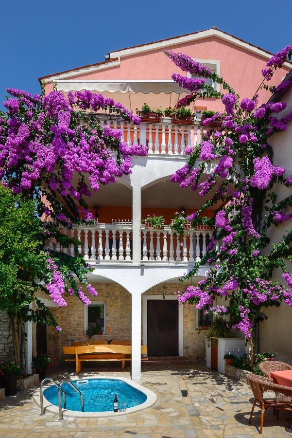 Apartments Salcinovic 메덜린 외부 사진