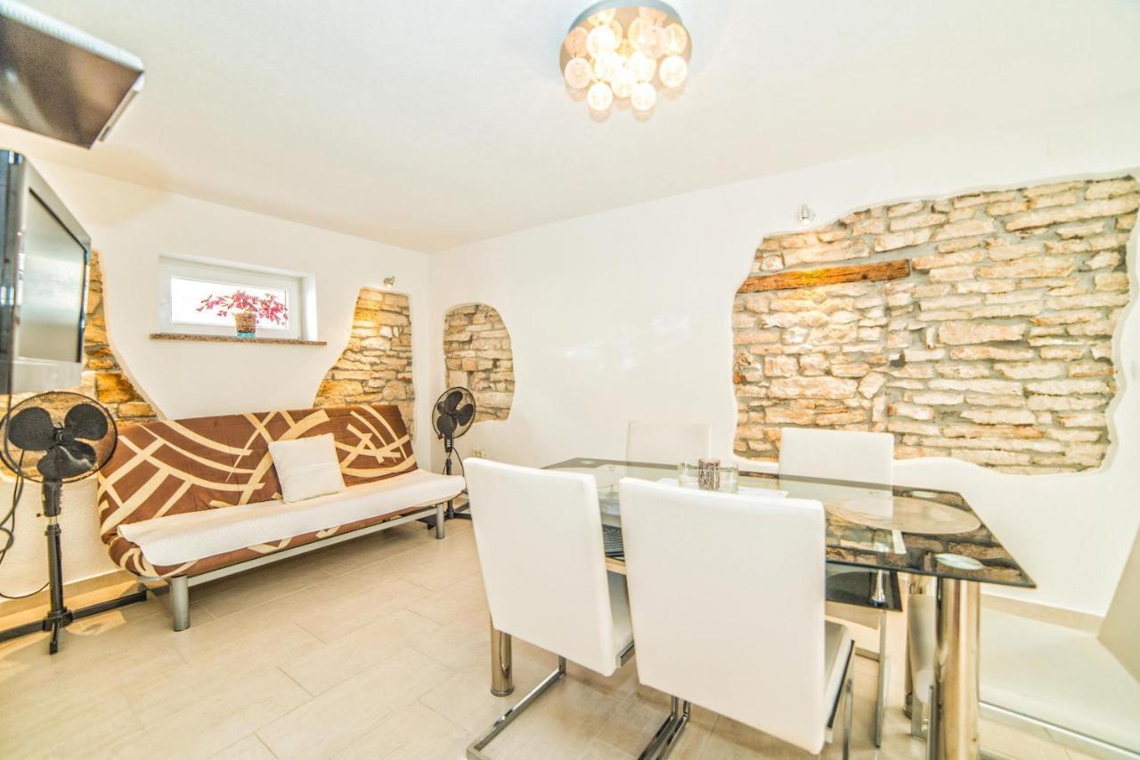Apartments Salcinovic 메덜린 외부 사진